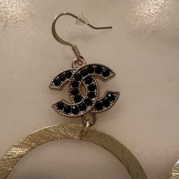 Gold and Black Hoop Earrings - Picture 4 of 4